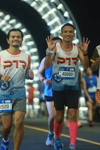 BIB: 40689, 0291
                            <button type="button" onclick="openModal(21123663)" class="btn btn-primary btn-sm float-right btn-popup" data-toggle="modal" data-target=".modal-high-quality">
                        <i class="fas fa-shopping-cart"></i> Add to Cart
                    </button>
                                            <button type="button" onclick="isThisMe(21123663, true)" class="btn btn-success btn-sm float-right btn-popup btn-isme hidden" data-toggle="tooltip" data-placement="bottom" title="นี่คือรูปของคุณใช่ไหม คลิกที่นี่เพื่อเอาเข้าอัลบั้ม">
                        <i class="fas fa-plus"></i> Add to album
                    </button>
                    <button type="button" onclick="isThisMe(21123663, false)" class="btn btn-warning btn-sm float-right btn-popup btn-isnotme hidden">
                        <i class="fas fa-ban"></i> Remove from album
                    </button>